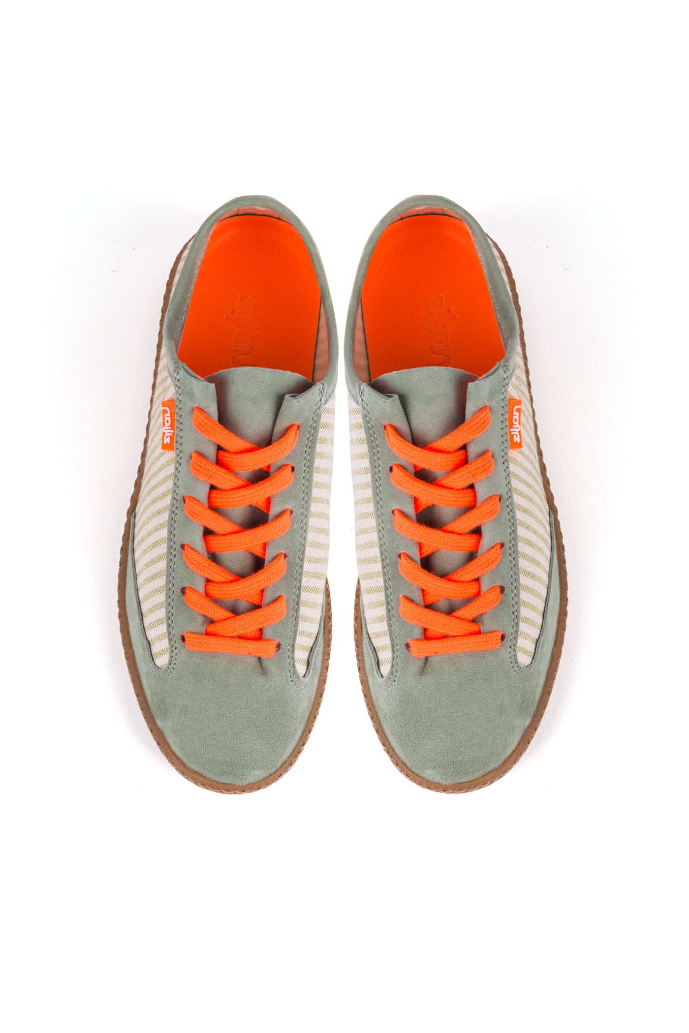 Sneakers em Camurça e Lona