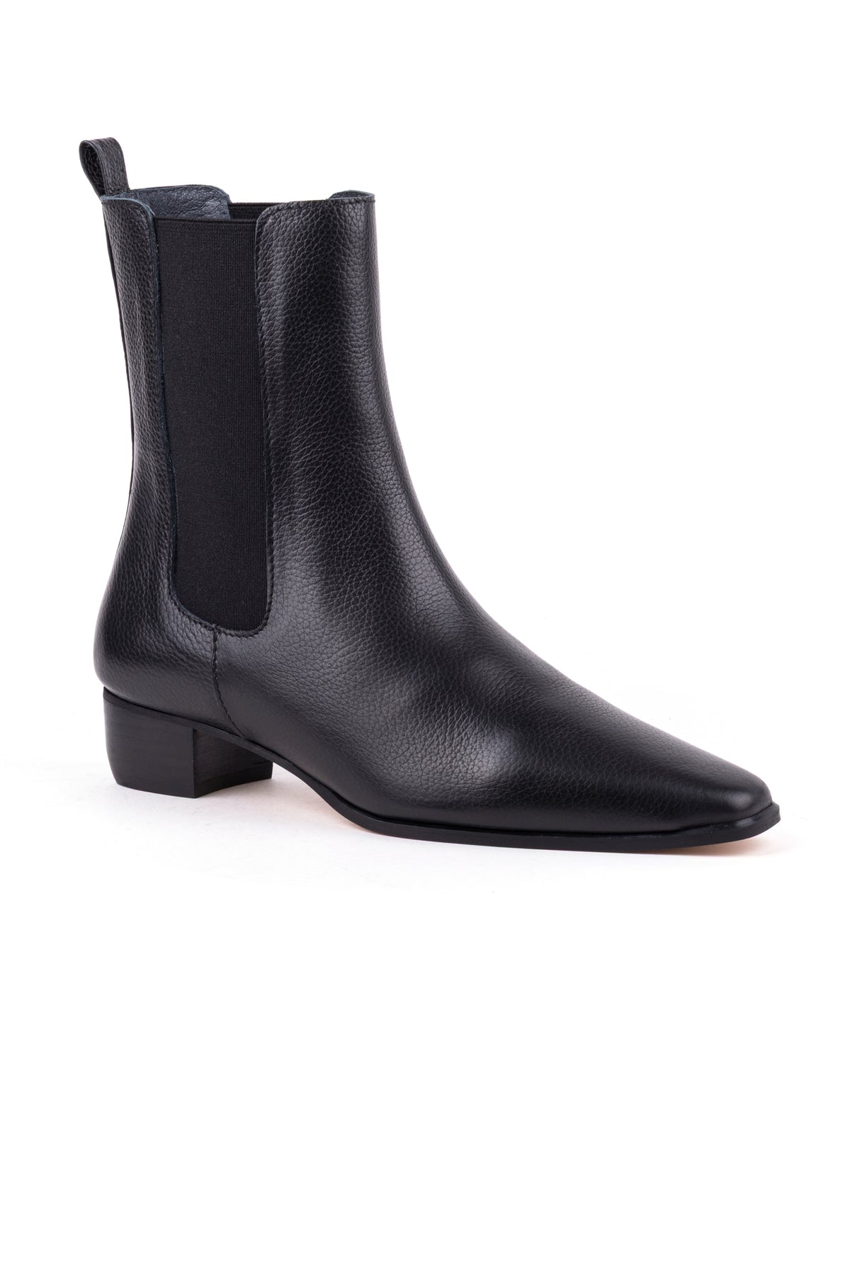 Botas com elásticos em pele