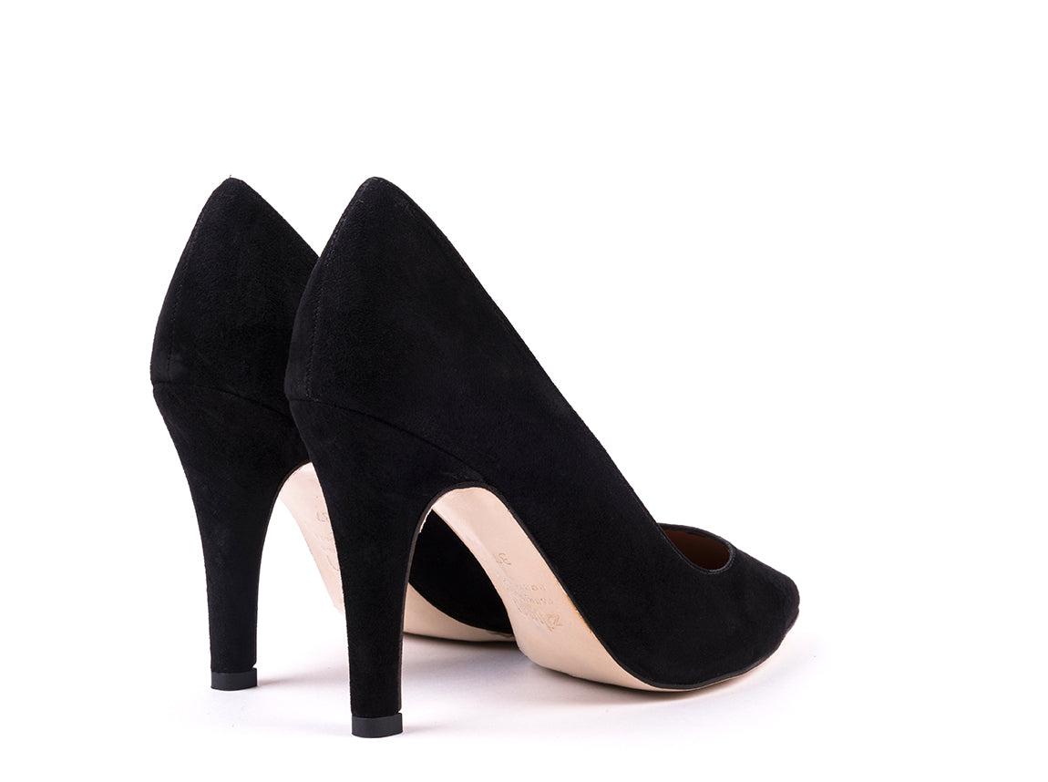 Sapatos de salto alto