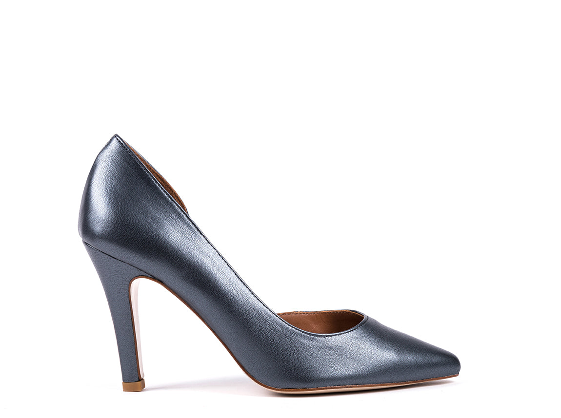 Sapatos de salto alto em