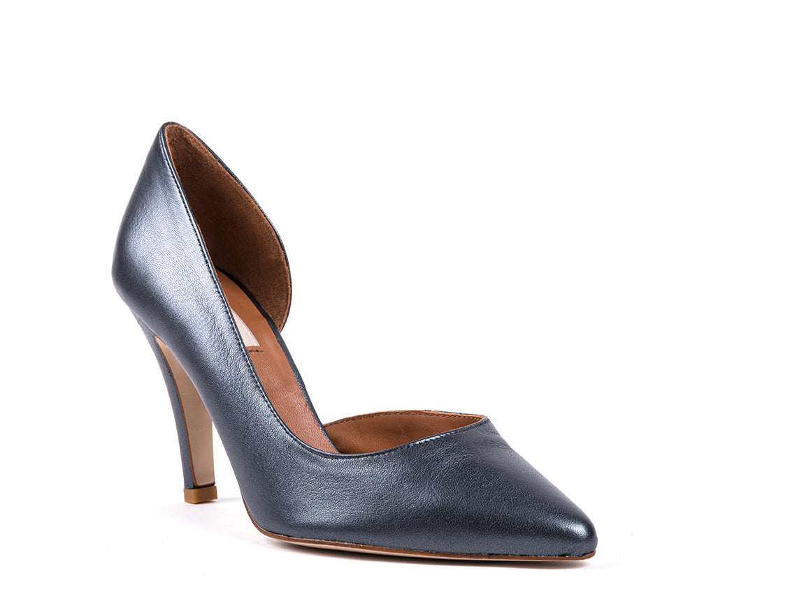 Sapatos de salto alto em