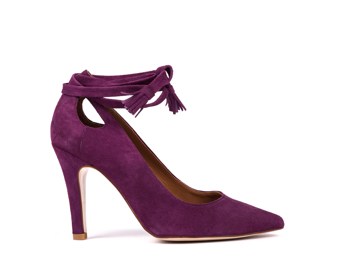 Sapatos de salto alto em