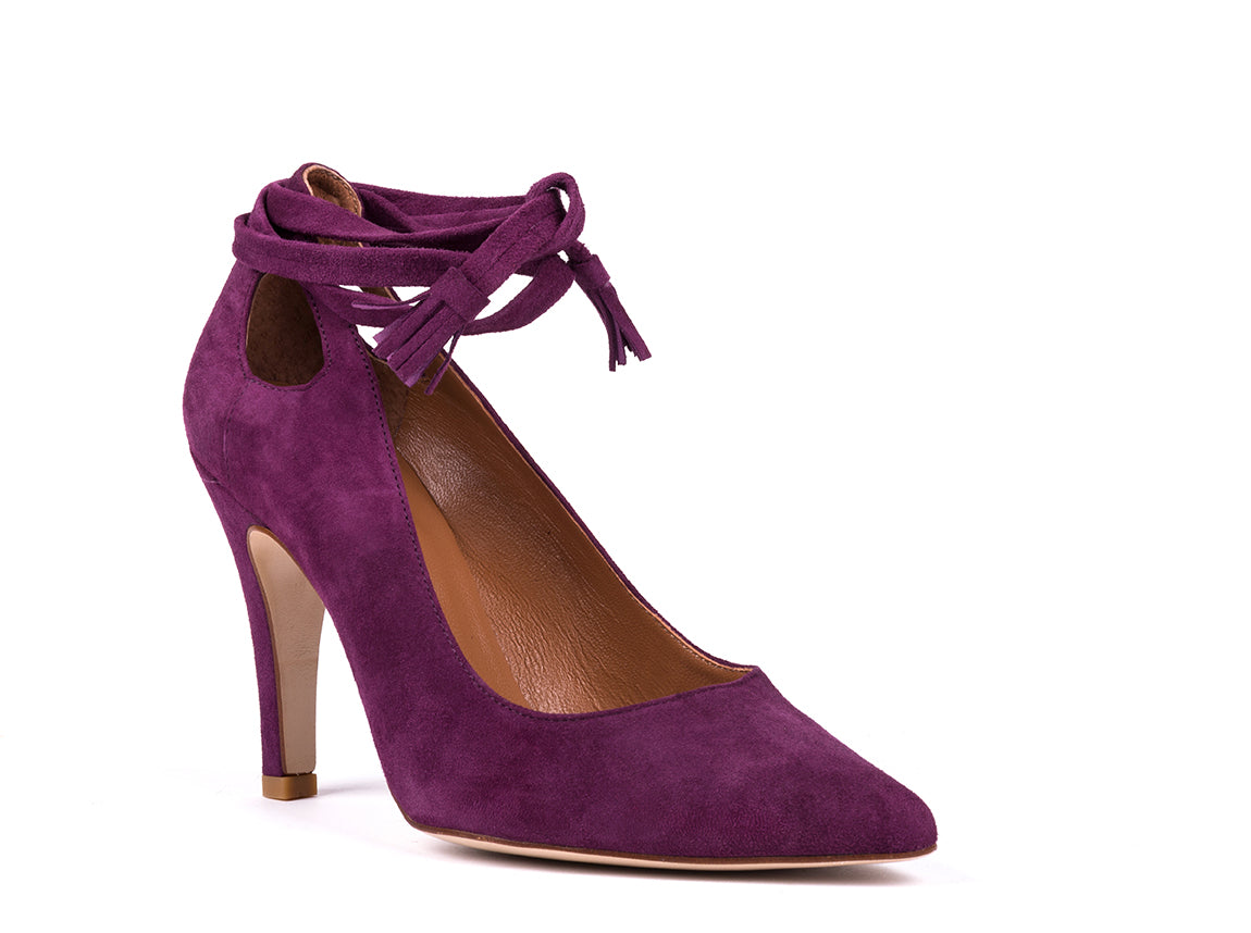 Sapatos de salto alto em