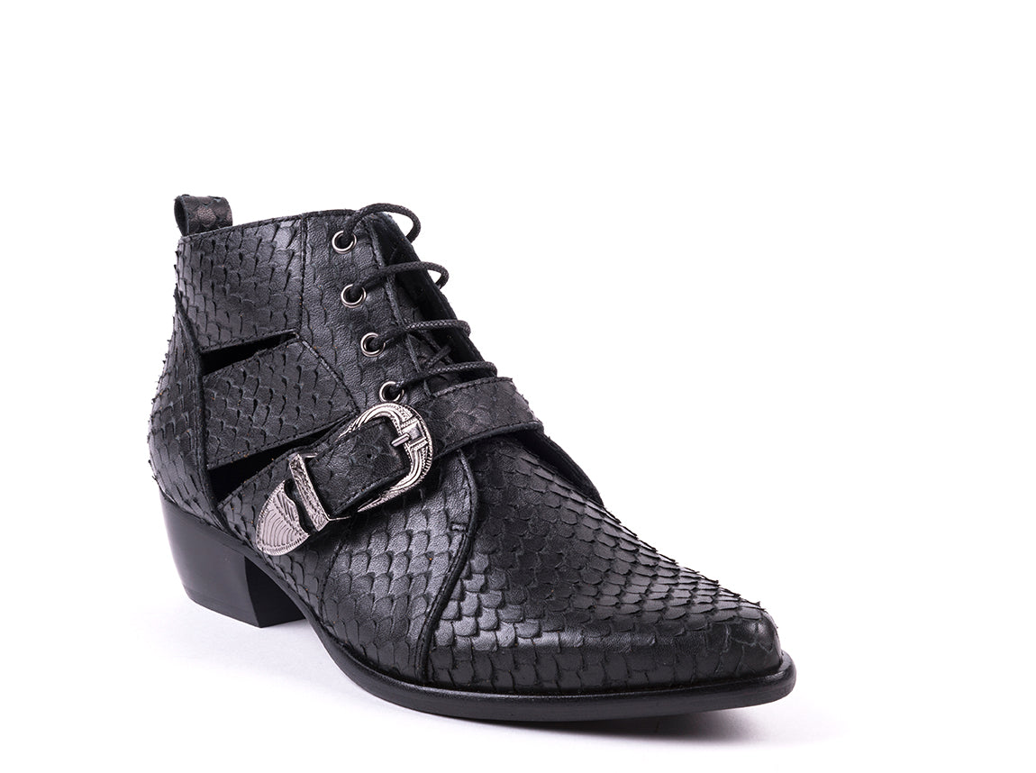 Botins rasos em