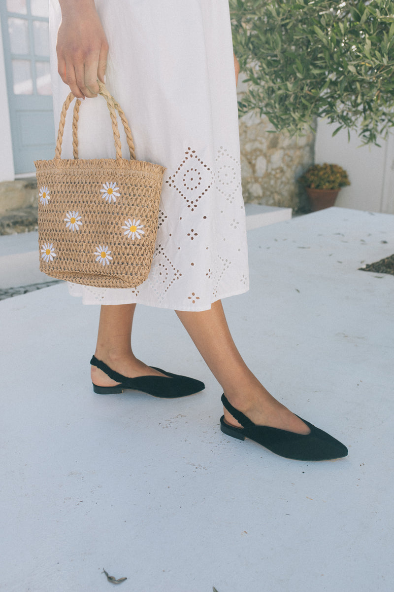 Flat slingbacks in black suede