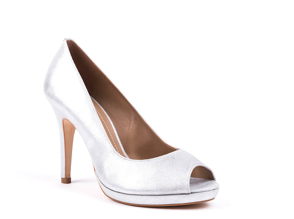 High-heeled shoes in metallic silver leather