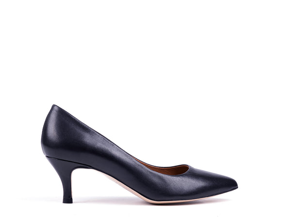 Medium-heeled ​navy blue leather shoes