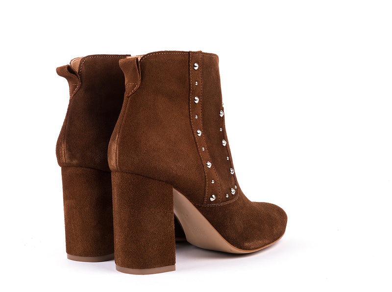 High-heeled ankle boots in camel croute