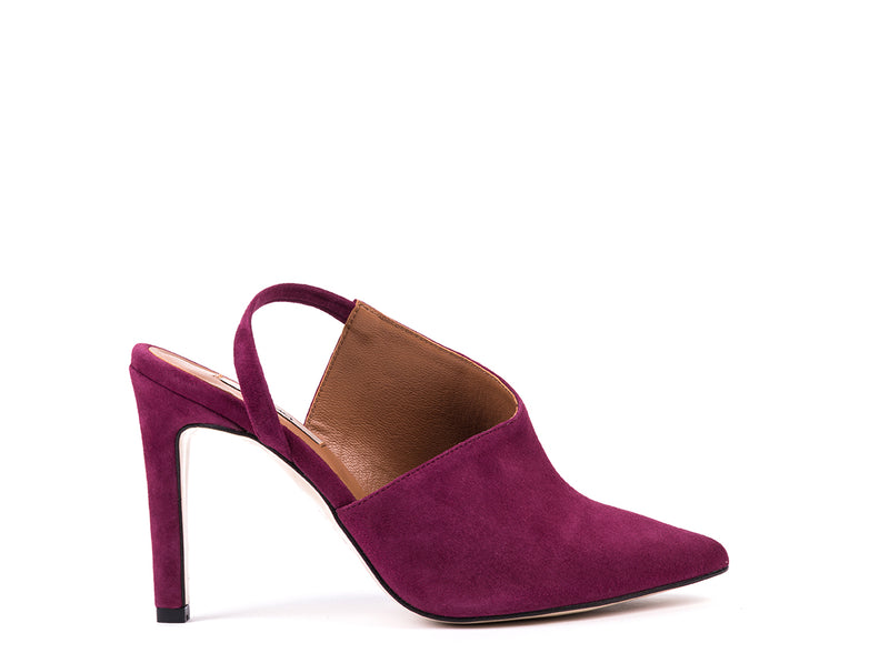 High-heeled shoes in bordeaux suede