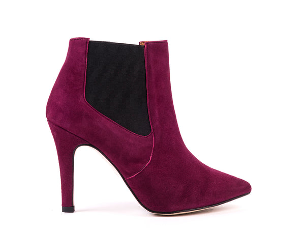 High-heeled ankle boots in bordeaux suede