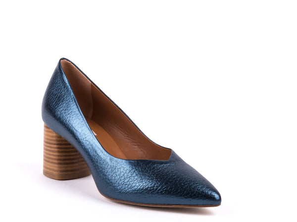High-Heeled shoes in navy metallic leather