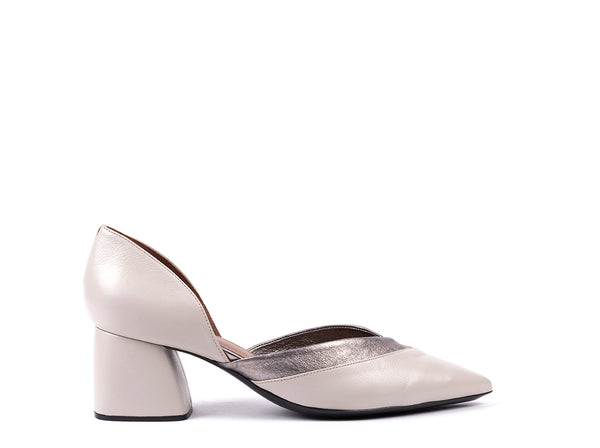 Grey leather medium-heeled shoes