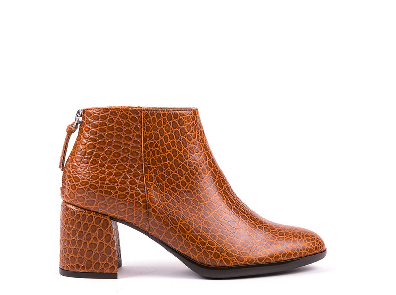 High-heeled ankle boots in camel embossed leather