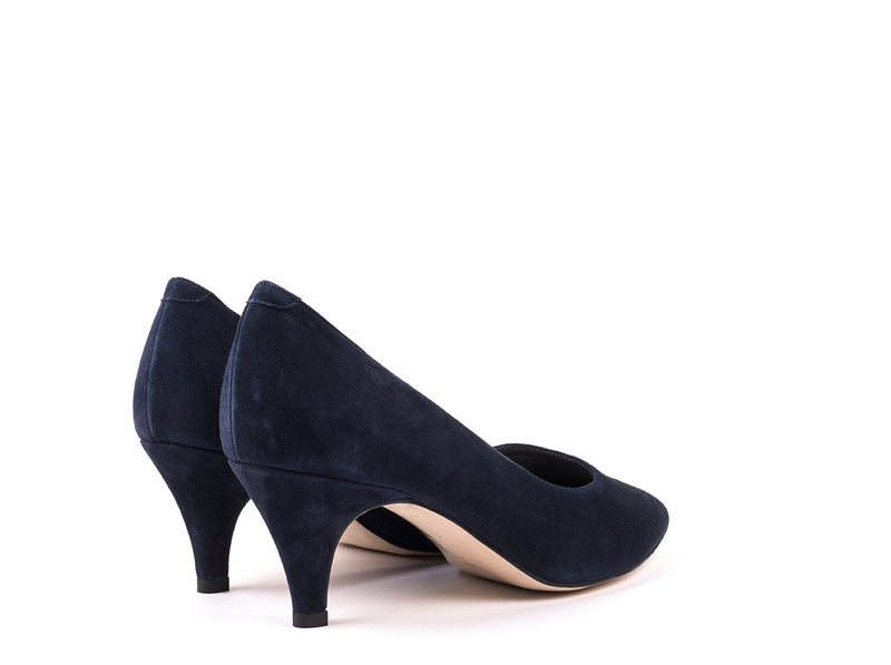 Medium heeled navy blue suede shoes