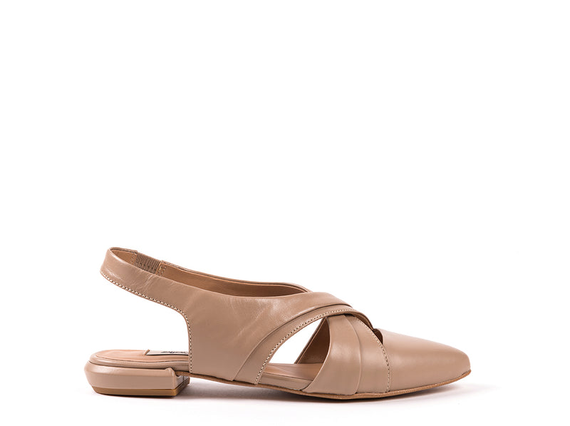 ​Flat taupe leather slingbacks