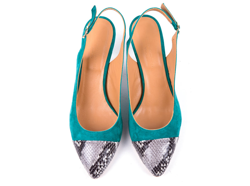 ​Medium-heeled green suede slingbacks