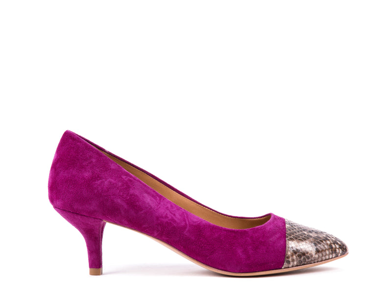 ​Medium-heeled bordeaux suede shoes