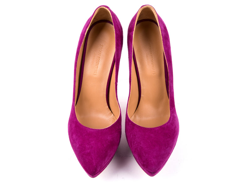 ​High-heeled pumps in bordeaux suede