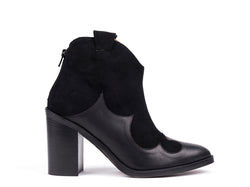 ​High-heeled ankle western boots in black croute and leather