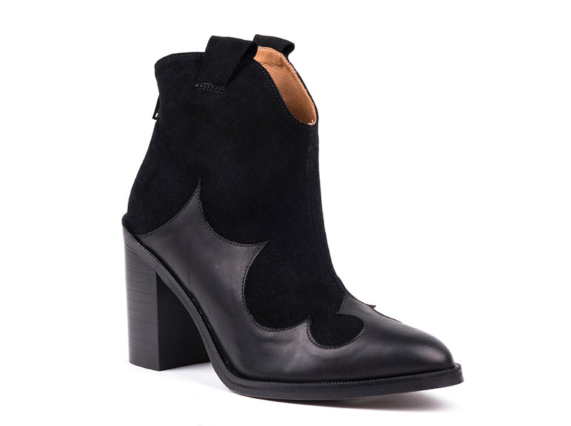 ​High-heeled ankle western boots in black croute and leather