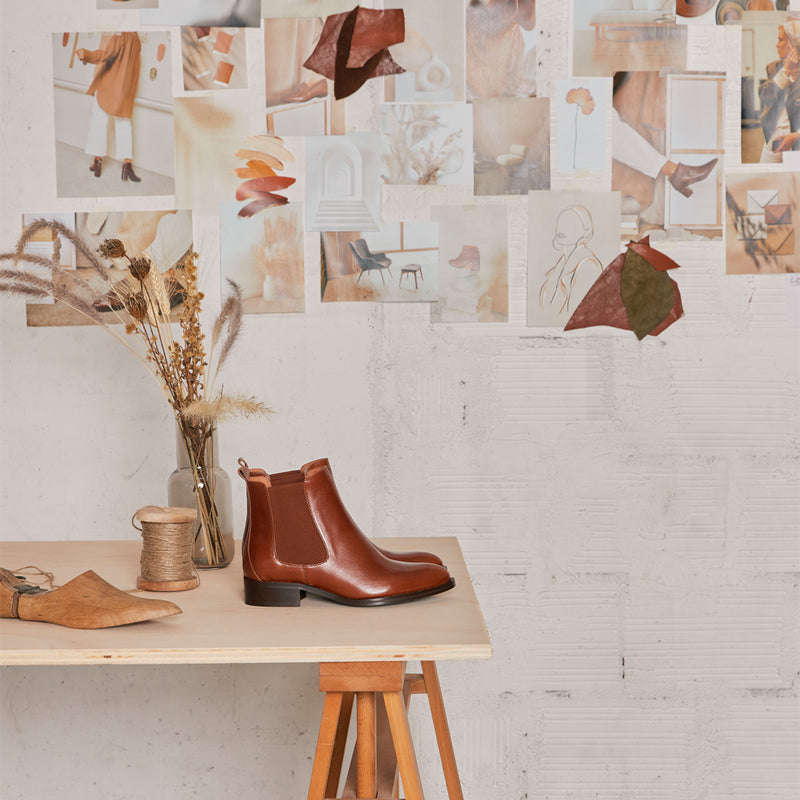 Ankle boots in camel leather