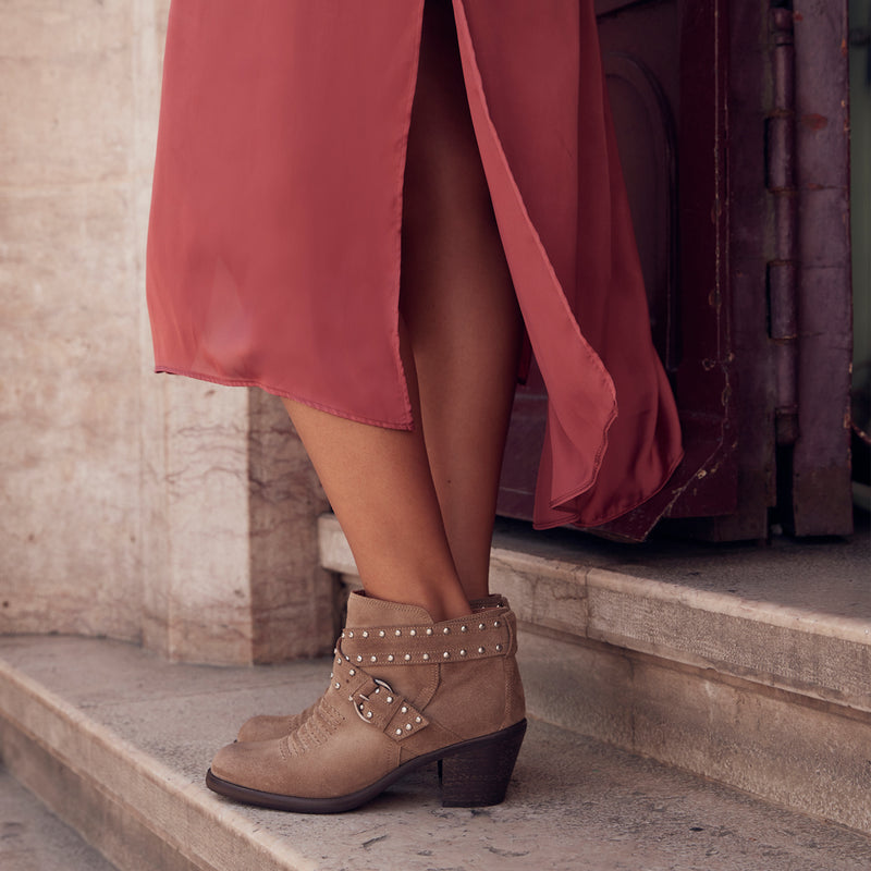 High-heeled ankle boots in camel croute